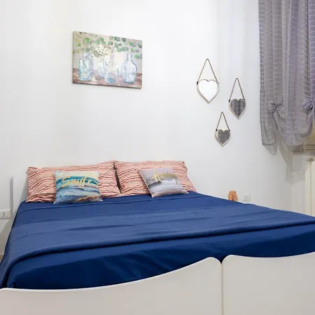 Apartment Decumani - Nel Cuore Di